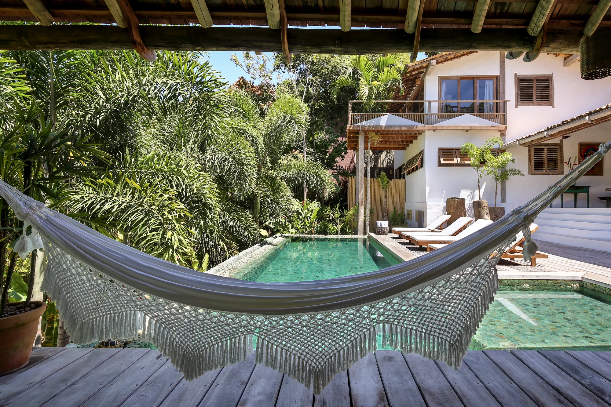 CASA 03 - PROX. AO QUADRADO
