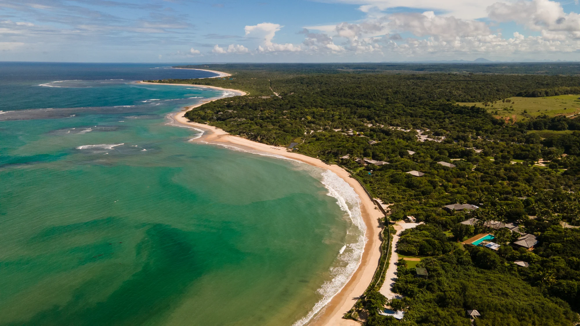 CASA 06 - PRAIA DE ITAPOROROCA