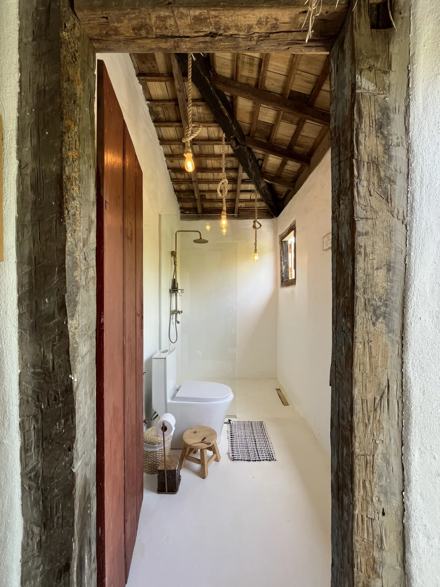 CASA 04 - OUTEIRO DA BRISA