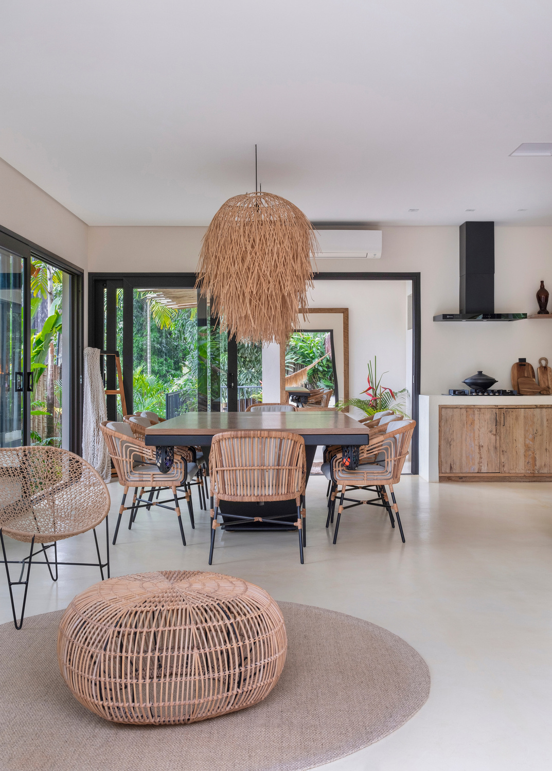 CASA 05 - PROX. AO QUADRADO